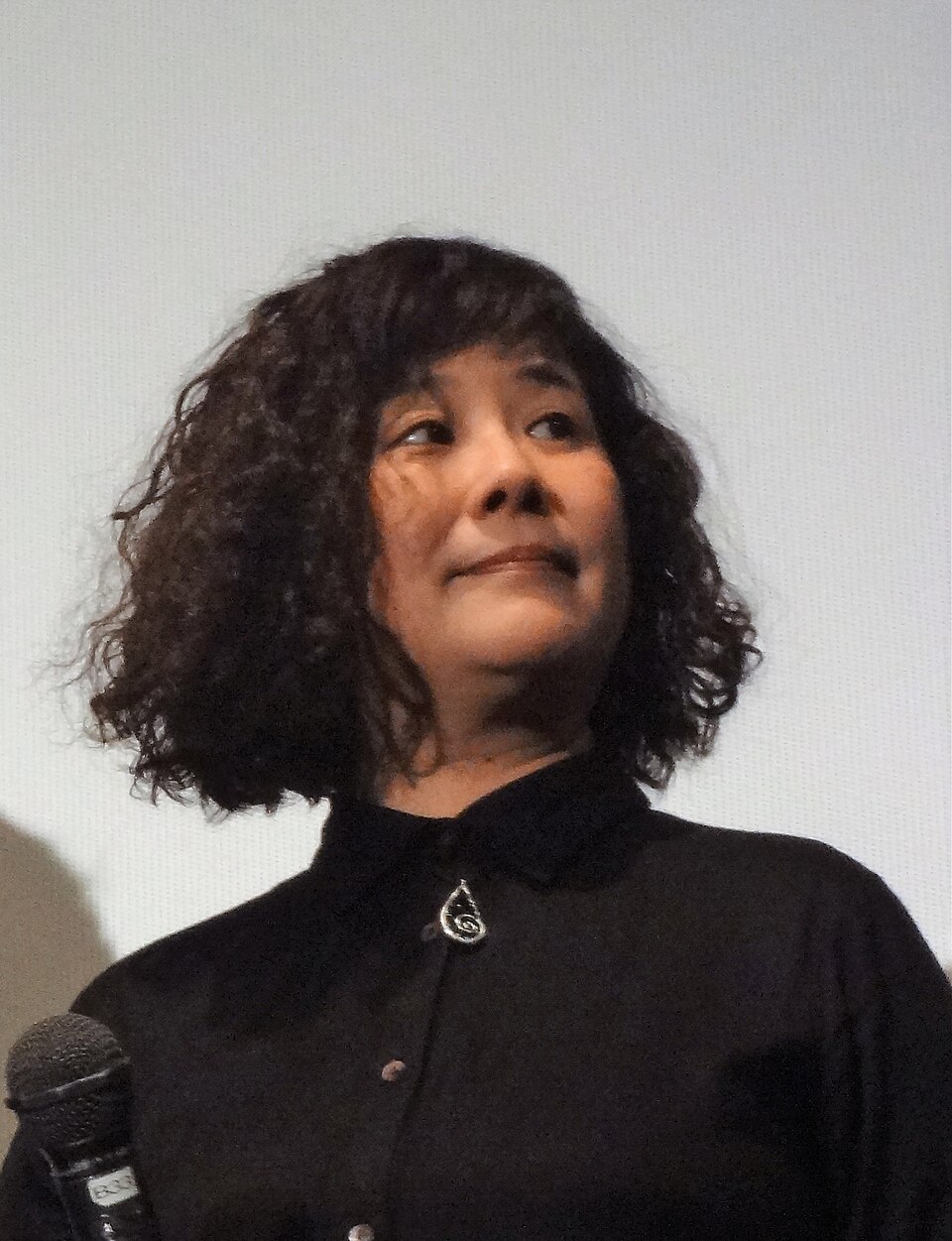歌川椎子